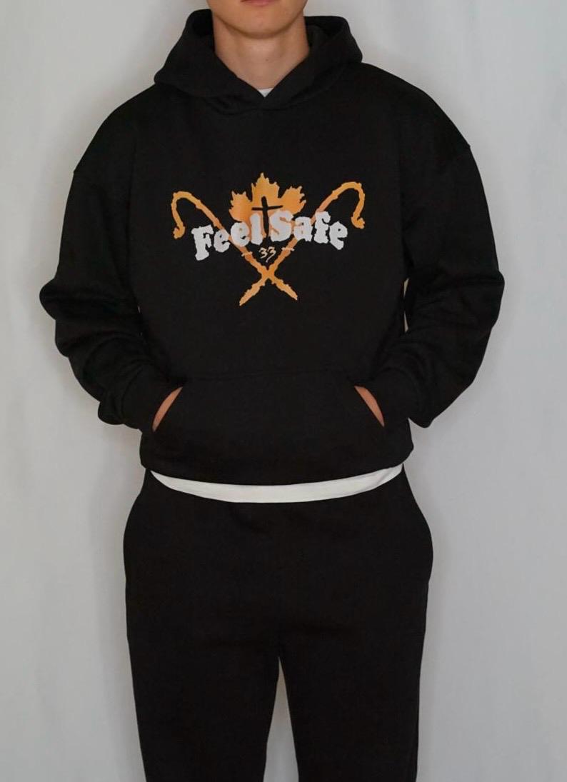 Oversized Hoodie - Feel Safe